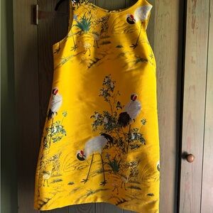 Beautiful yellow shift dress